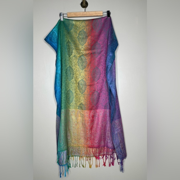 Rainbow Paisley Pashmina Shawl Scarf 100% Pashmina Fringe Wrap - Picture 4 of 4